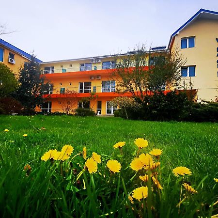 Hotel Vila Oranj Costinesti Esterno foto