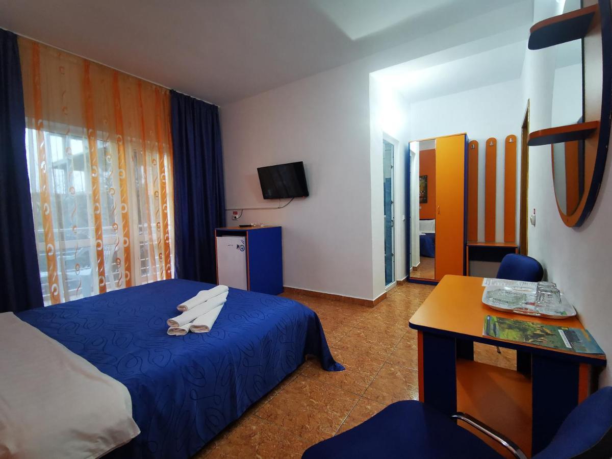 Hotel Vila Oranj Costinesti Esterno foto