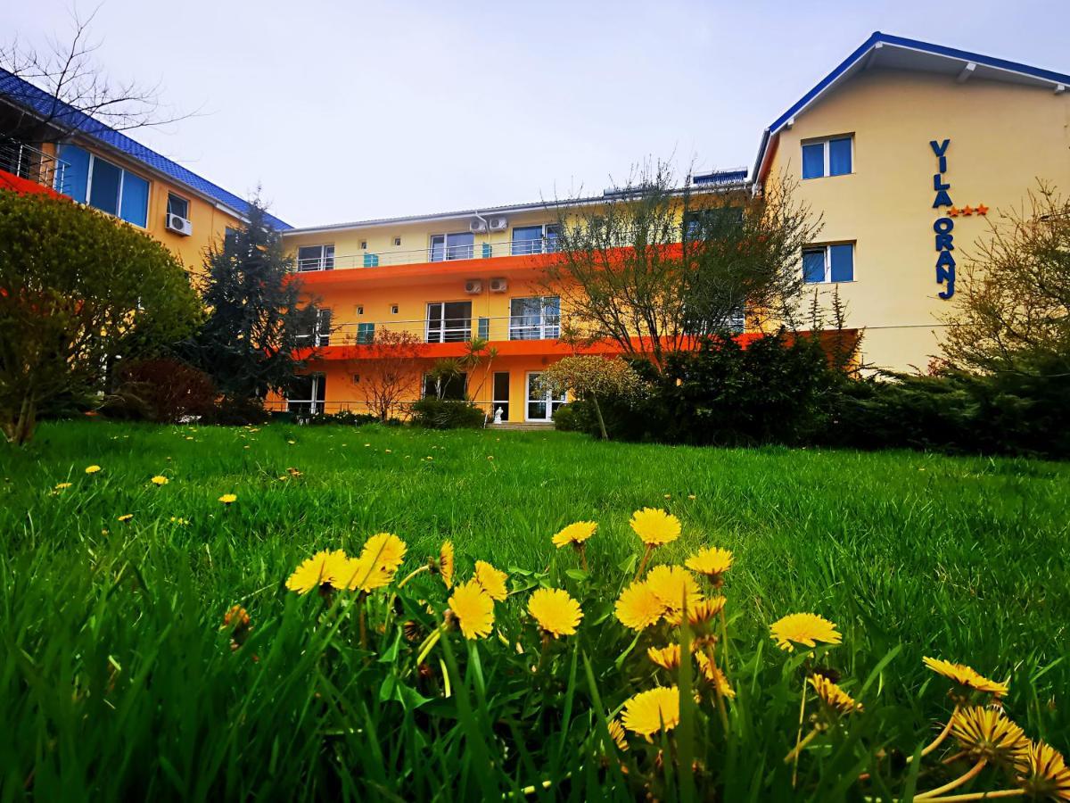 Hotel Vila Oranj Costinesti Esterno foto